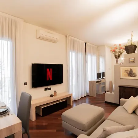 Brera-centro, Stylish And New Apartment *