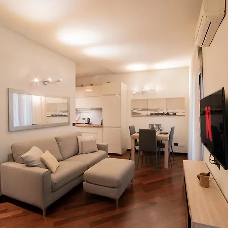 Brera-centro, Stylish And New *